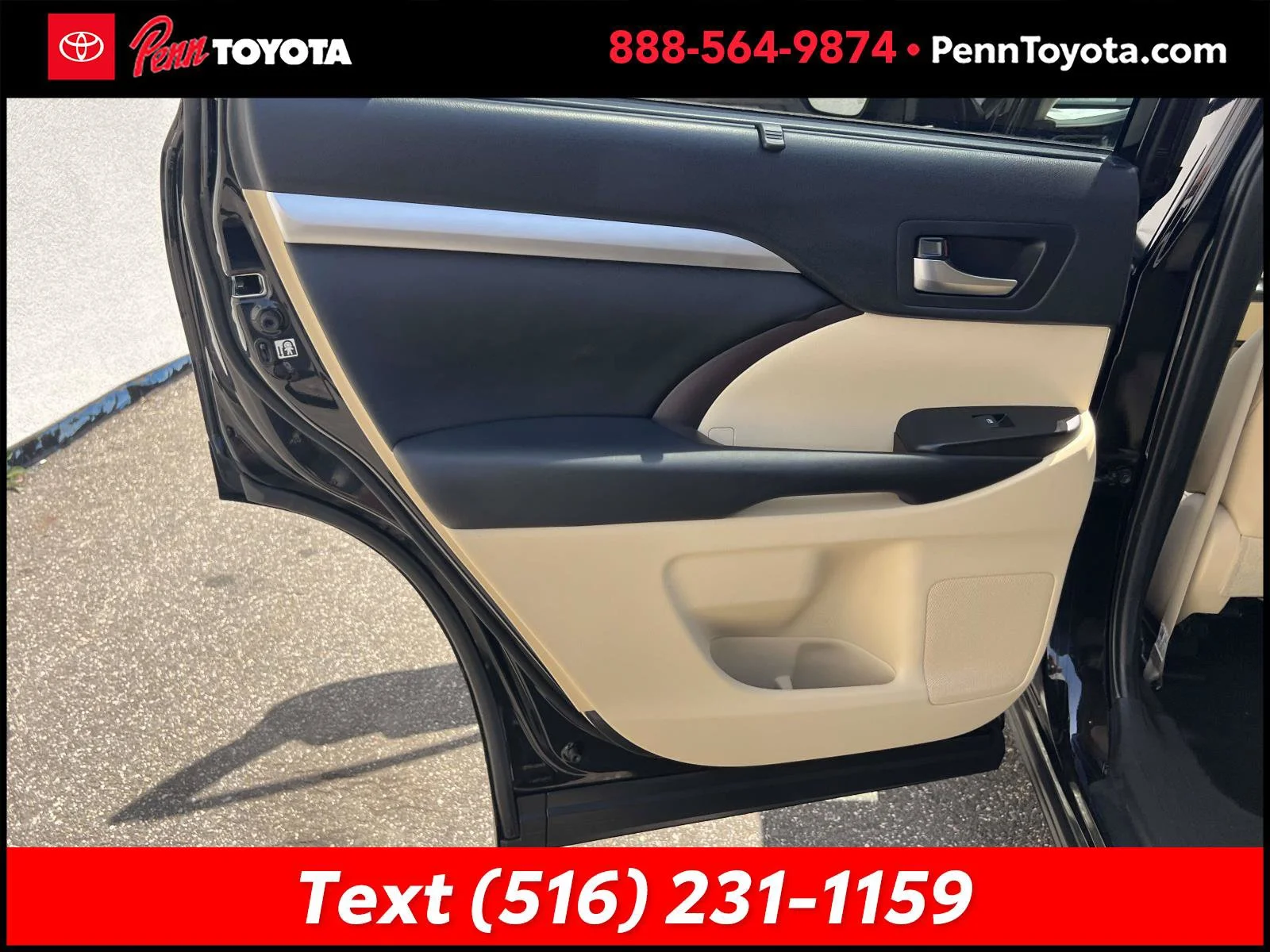 Used 2019 MIDNIGHT BLACK METALLIC Toyota SE image 14