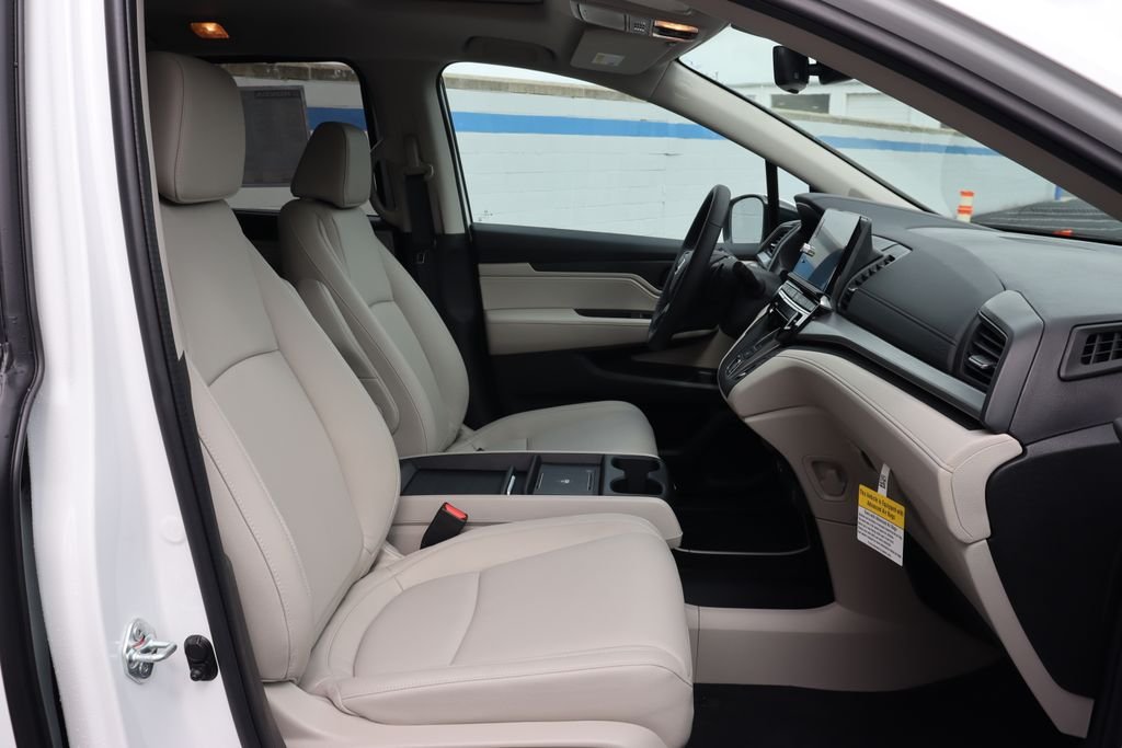 New 2026 Platinum White Pearl Honda EX-L image 21
