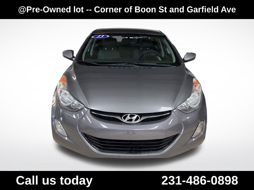 Used 2013 Gray Hyundai GLS image 11