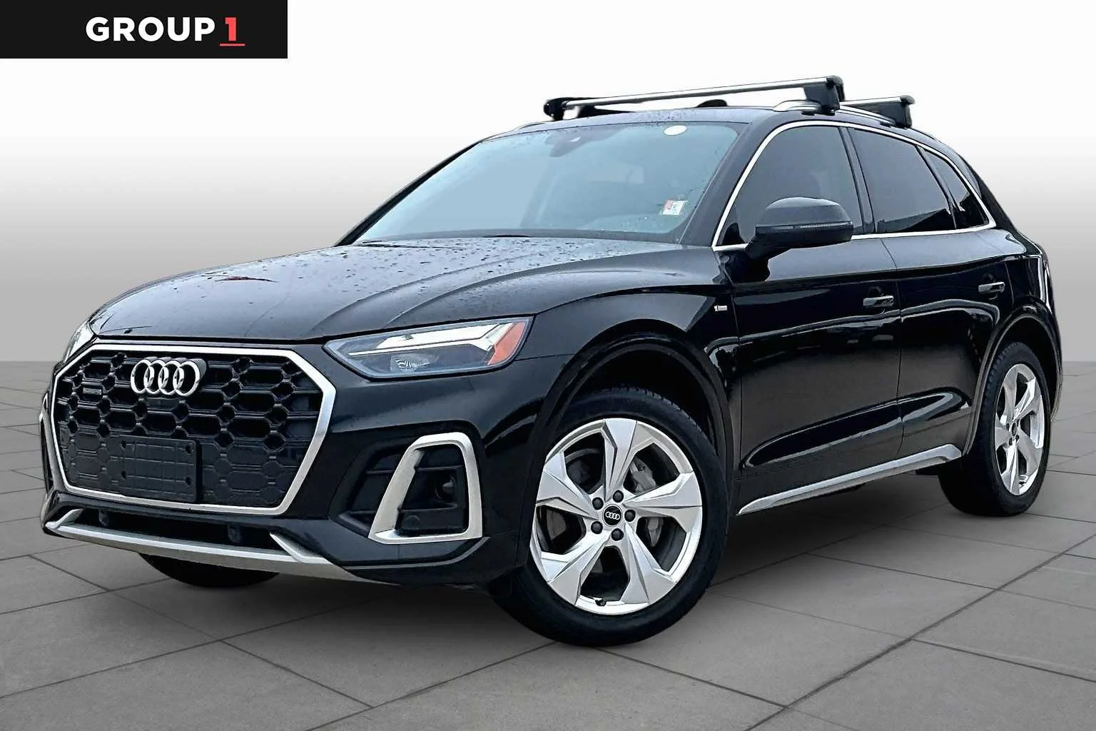2022 Audi Q5 45 Premium Plus's photo