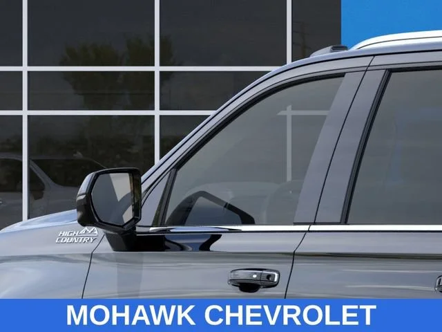 2026 Chevrolet Suburban High Country - Photo 12