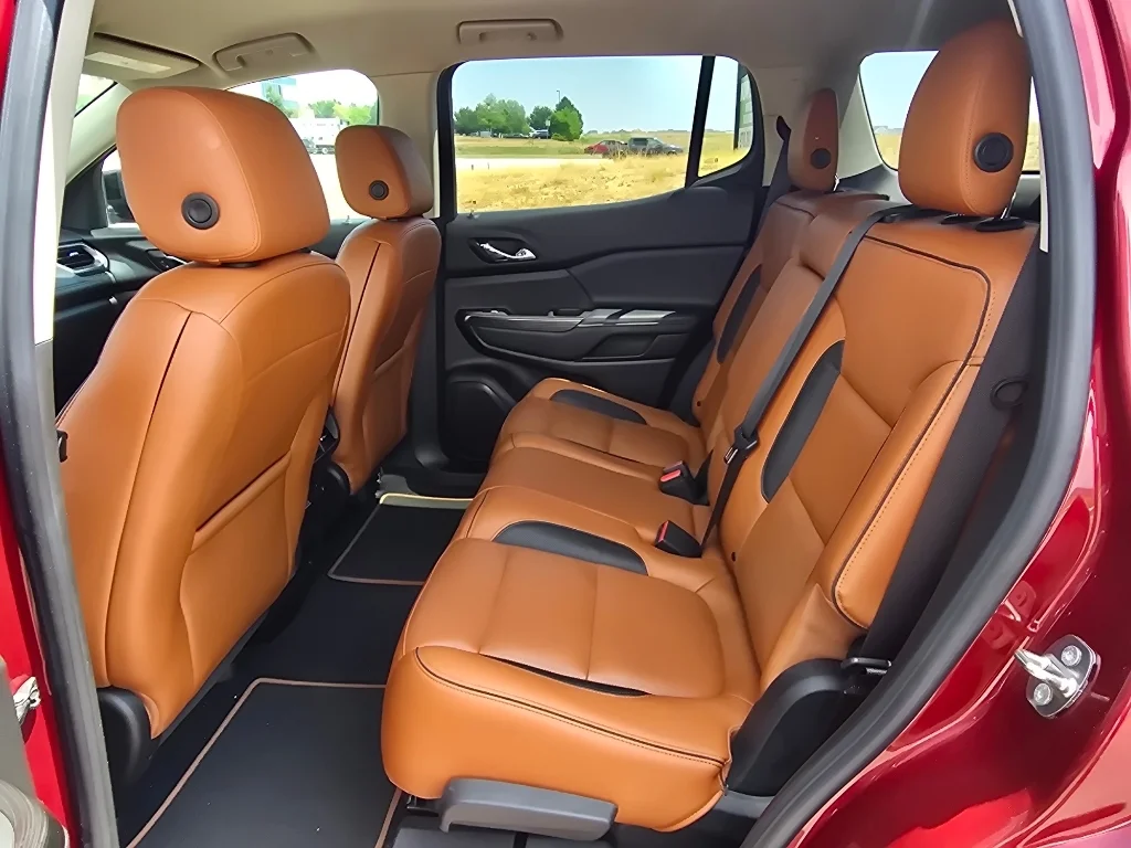 Used 2017 Crimson Red Tintcoat GMC SLT image 13