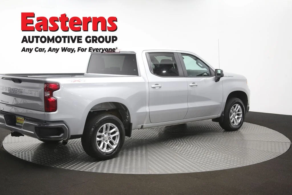Used 2022 Silver Chevrolet LT image 43