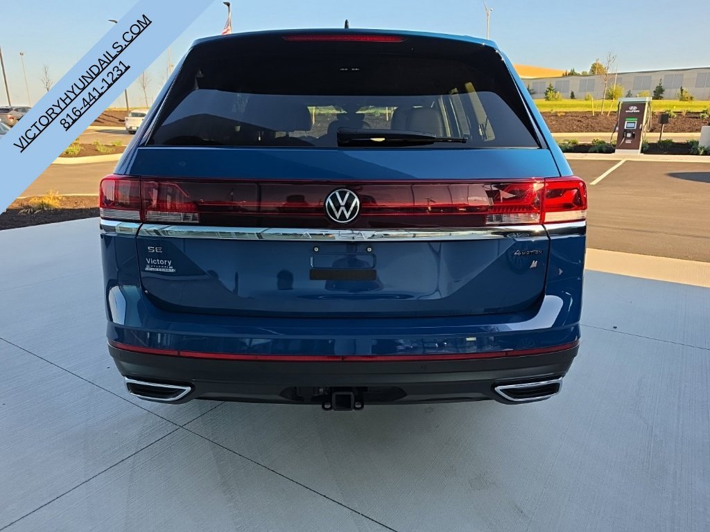 Used 2026  Volkswagen SE w/Technology image 4