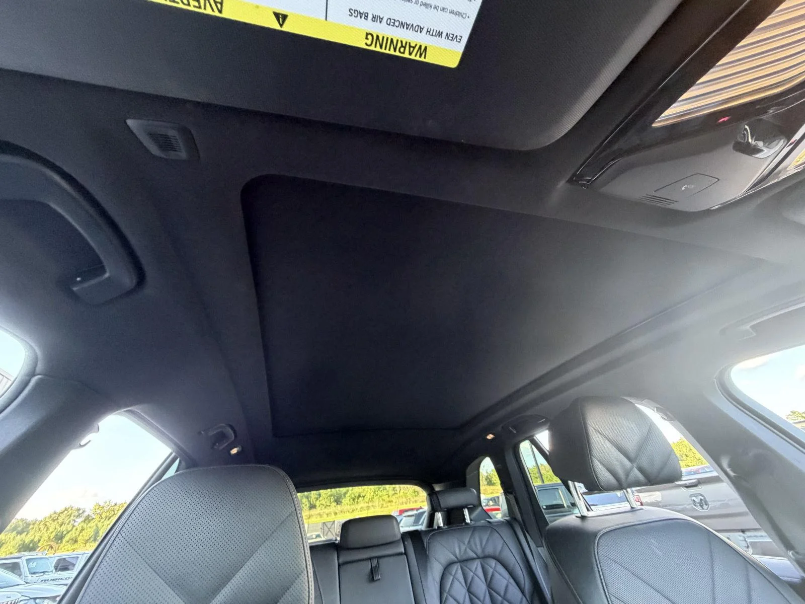 Used 2024 Mineral White Metallic BMW xDrive40i image 23