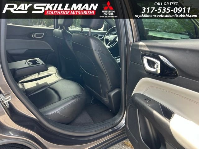Used 2024 Gray Jeep Limited image 15