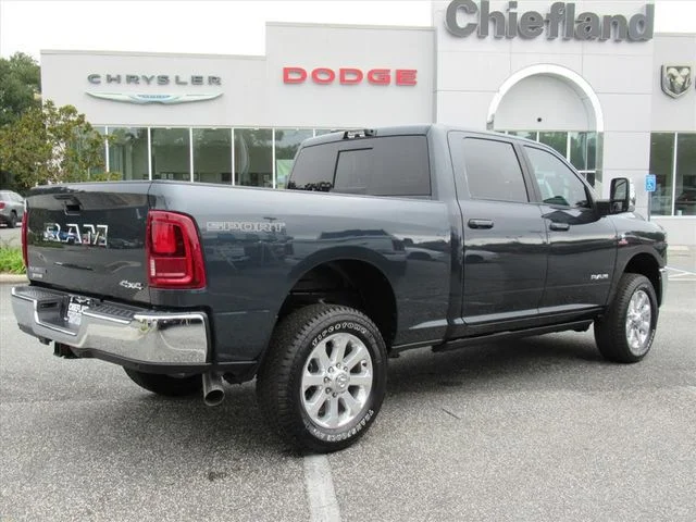 2026 RAM 2500 Laramie - Photo 8