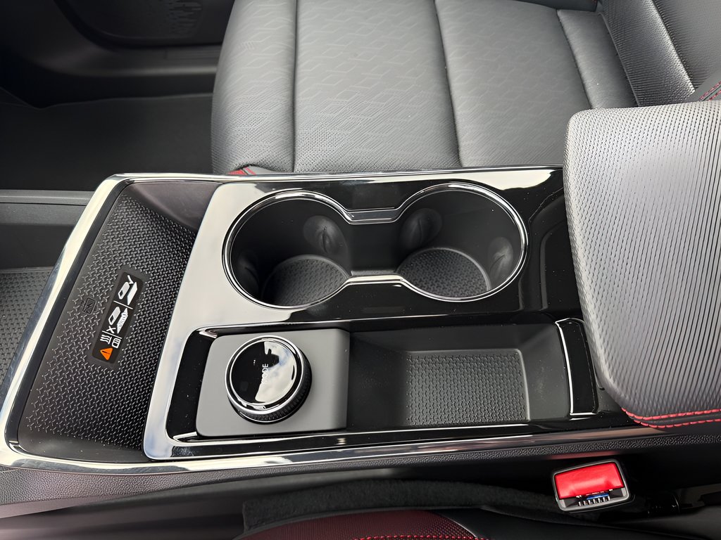 2027 Chevrolet Equinox RS - Photo 19