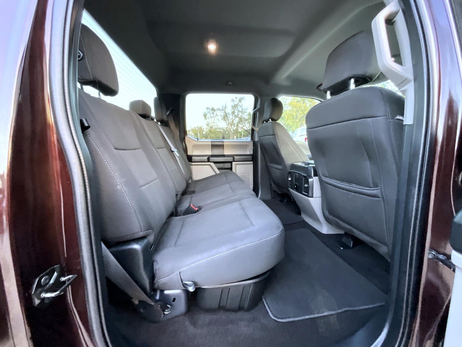 Used 2019 Red Ford XL image 21