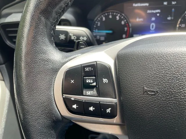 Used 2020 Oxford White Ford XLT image 14