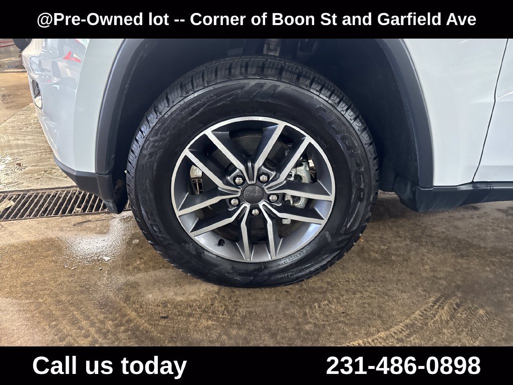 Used 2020 White Jeep Limited image 11