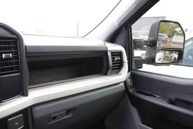 New 2027 Oxford White Ford XL image 55