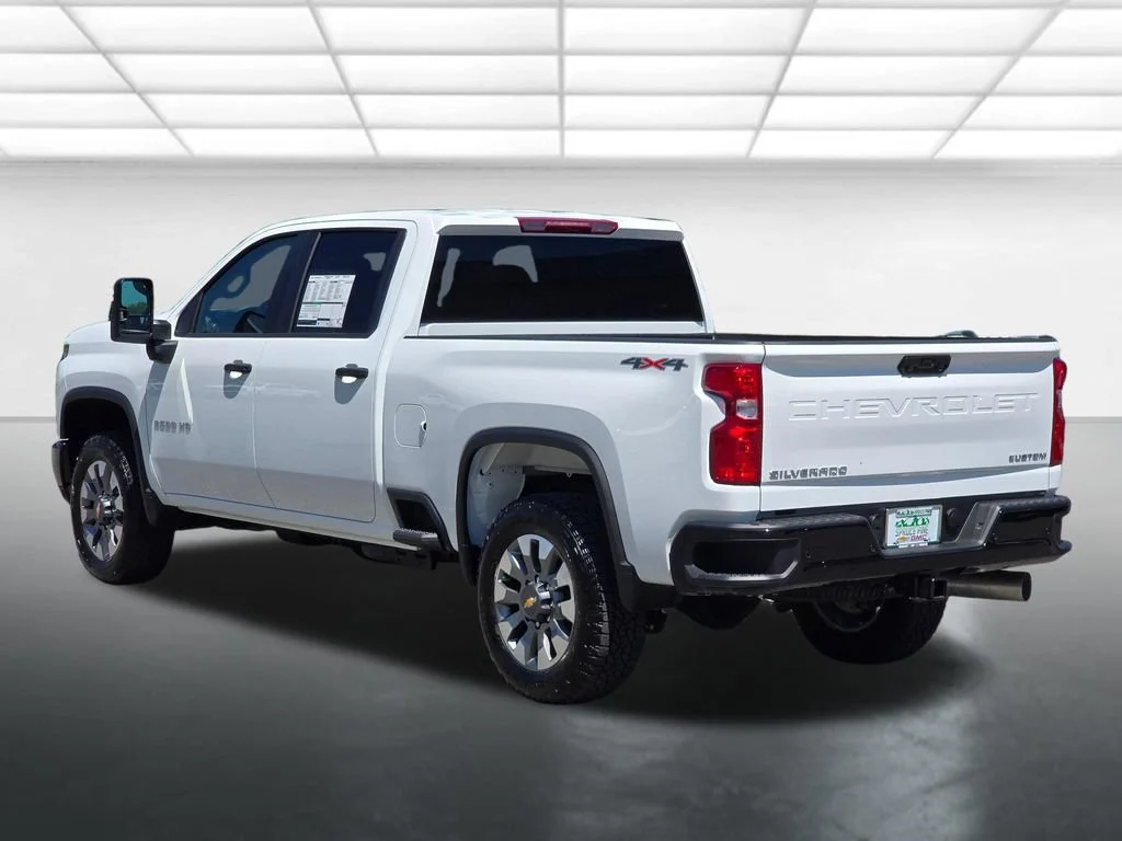 2026 Chevrolet Silverado 2500 HD Custom - Photo 18