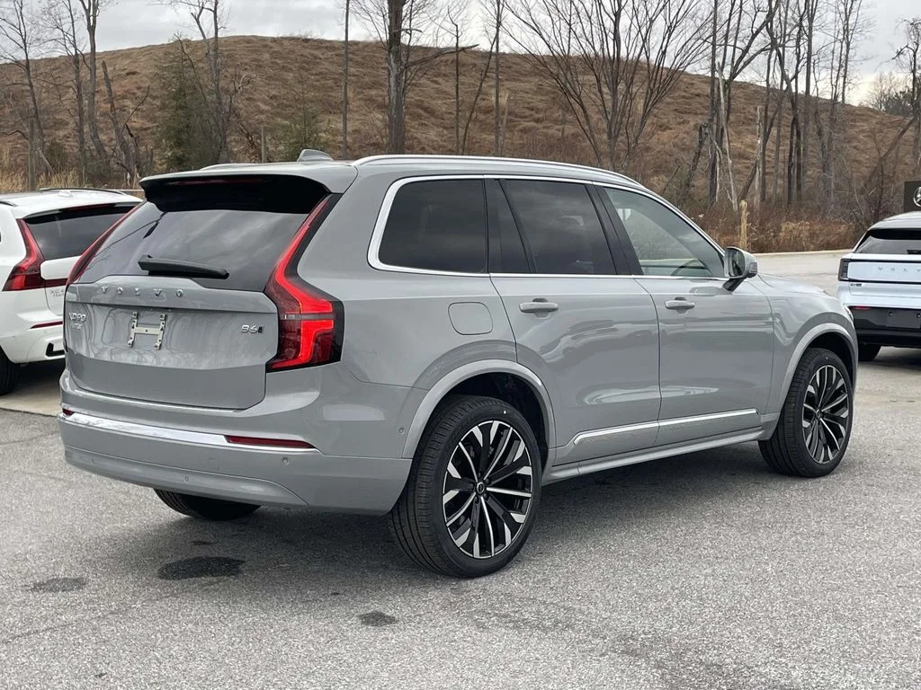 New 2026 Vapour Grey Volvo Plus image 29