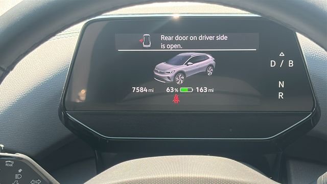 Certified Used 2025 Gray Volkswagen Pro S image 27