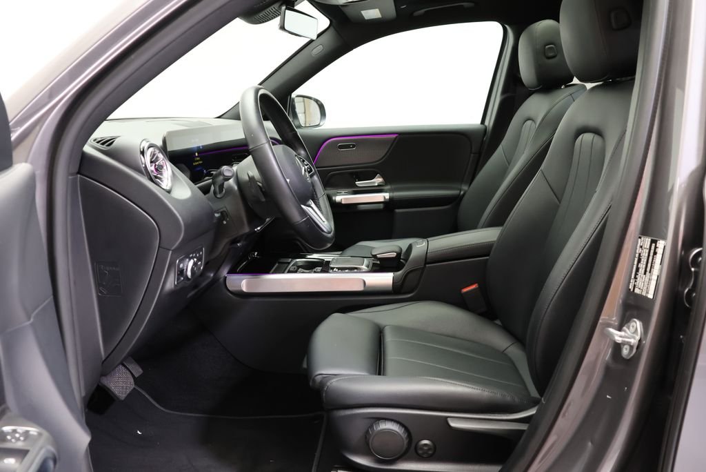 Used 2022 Mountain Gray Metallic Mercedes-Benz GLB 250 image 38