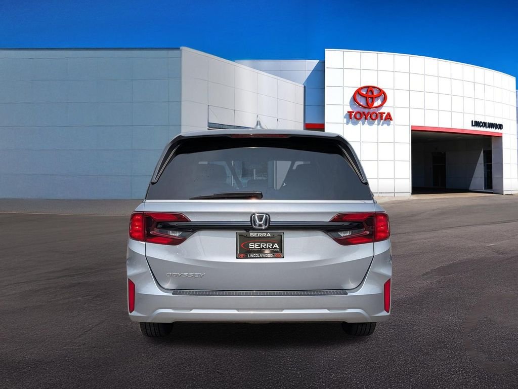 Used 2025 Silver Honda EX-L image 12