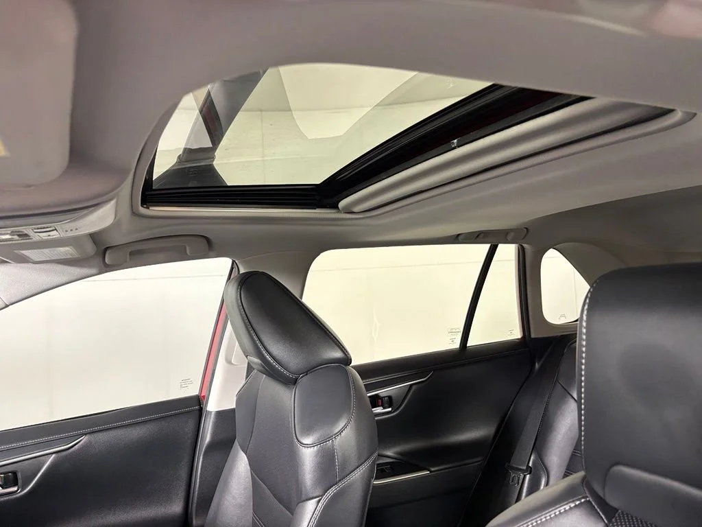 2019 Toyota RAV4 Limited - Photo 34