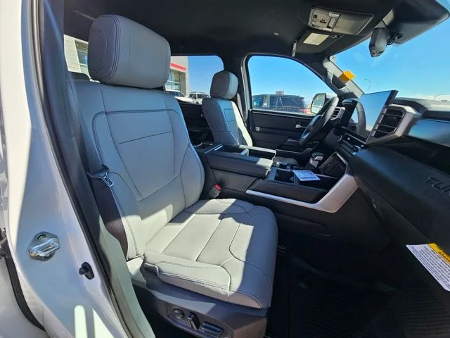 2026 Toyota Tundra SR5 - Photo 25