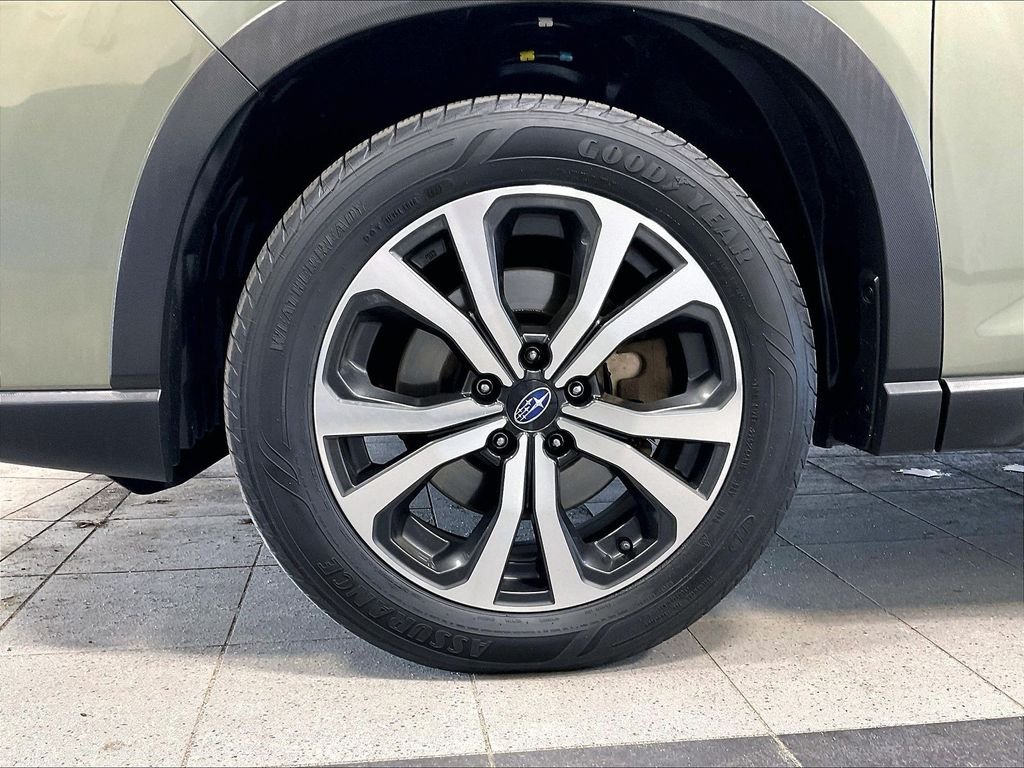 Used 2021 Green Subaru Limited image 7