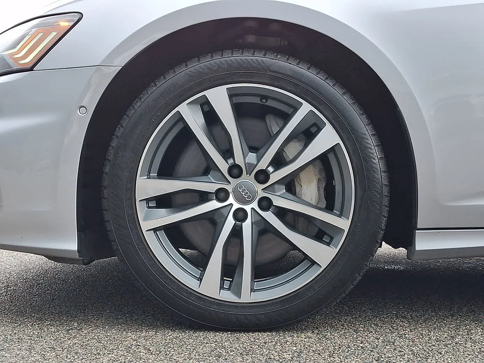 Used 2019 Silver Audi Prestige image 9
