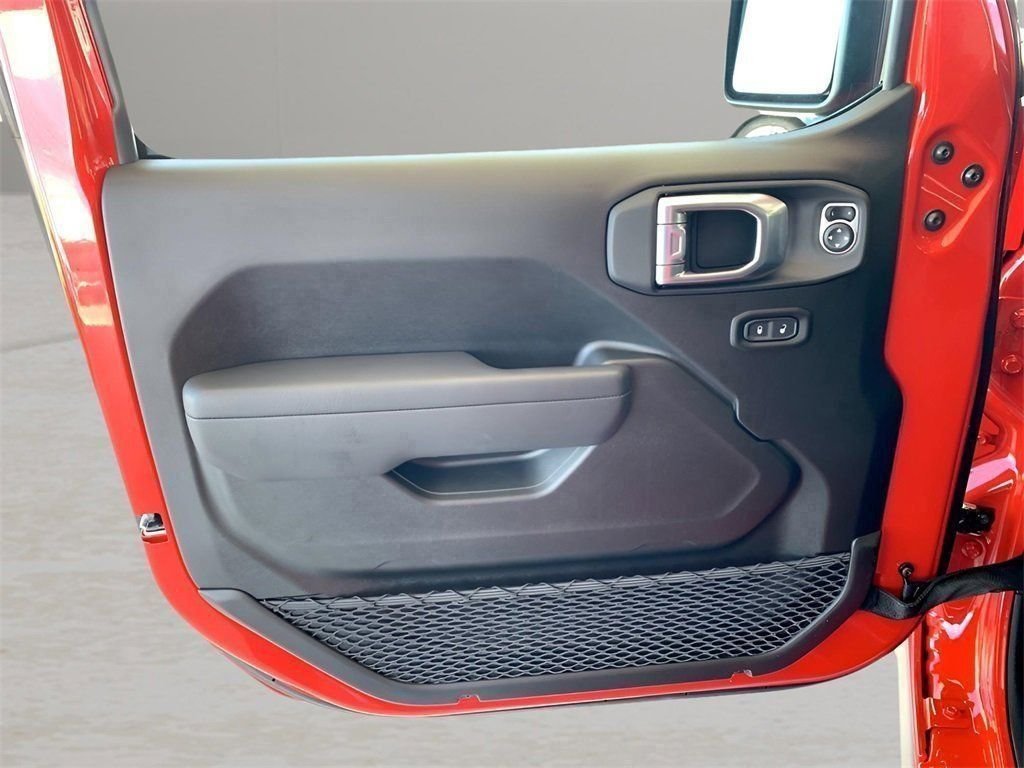 2026 Jeep Wrangler 4-Door Willys - Photo 12
