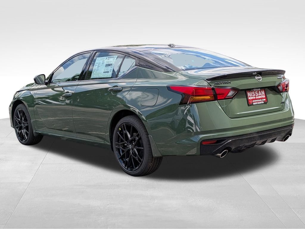 New 2026 Green Metallic Nissan 2.5 SR image 11