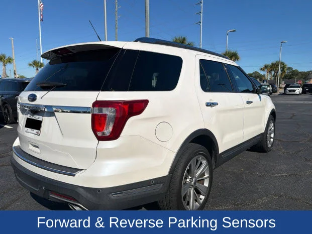 Used 2018 White Ford Limited image 5