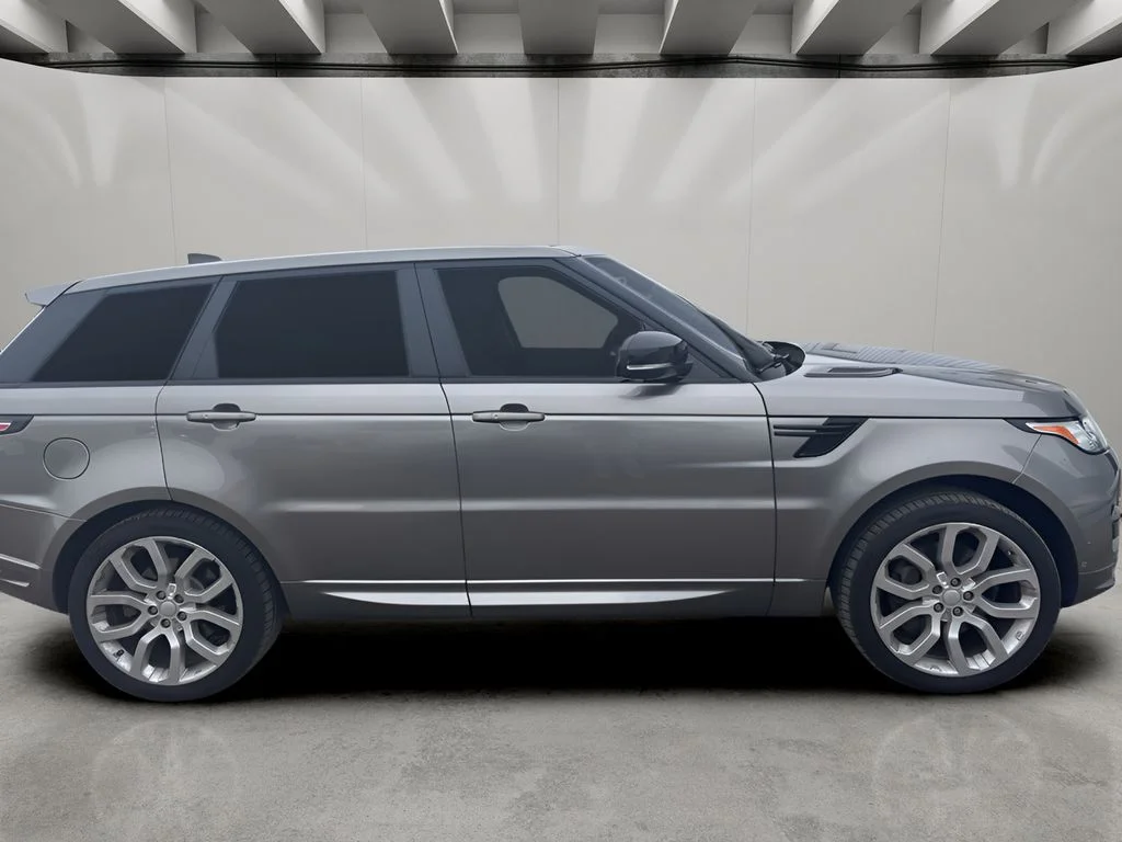 Used 2017 Silicon Silver Metallic Land Rover Autobiography image 11