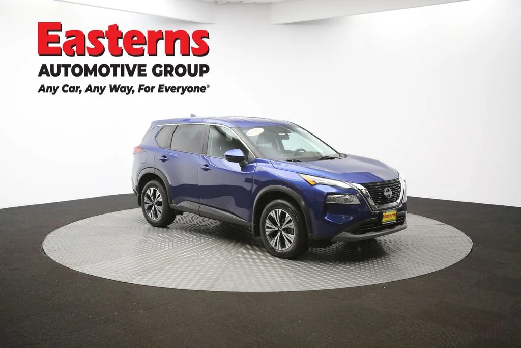 Used 2022 Blue Nissan SV image 47