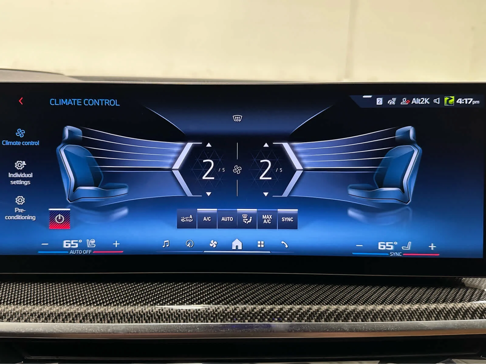 Used 2026 Oxford Green Metallic BMW M60i image 34