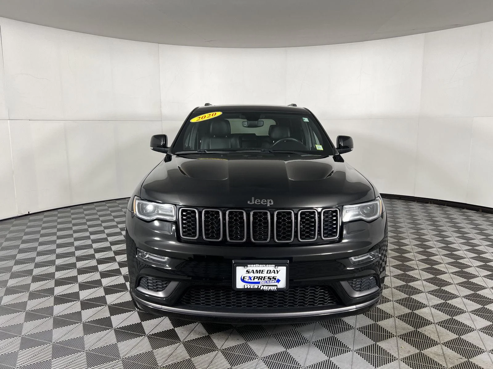 Used 2020 Diamond Black Crystal Pearlcoat Jeep Limited X image 3