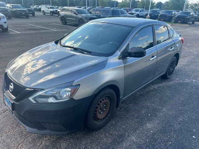 Used 2017 Gray Nissan S image 3