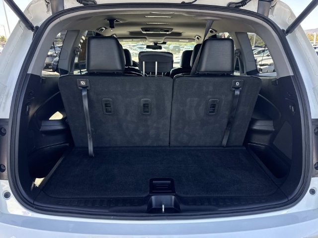 Certified Used 2018 White Honda Touring image 31