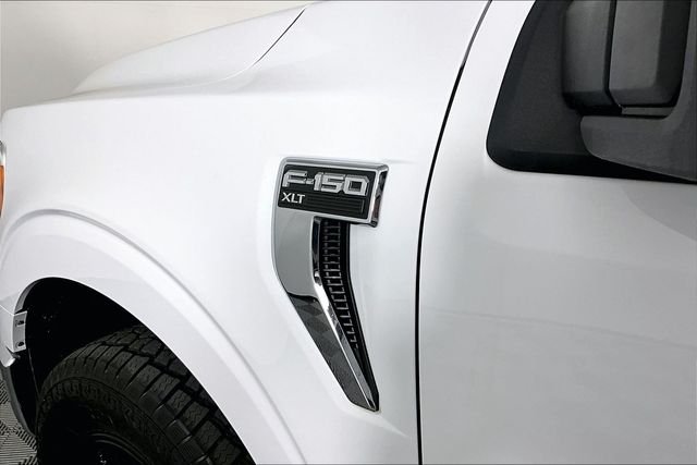 Used 2021 White Ford XLT image 24