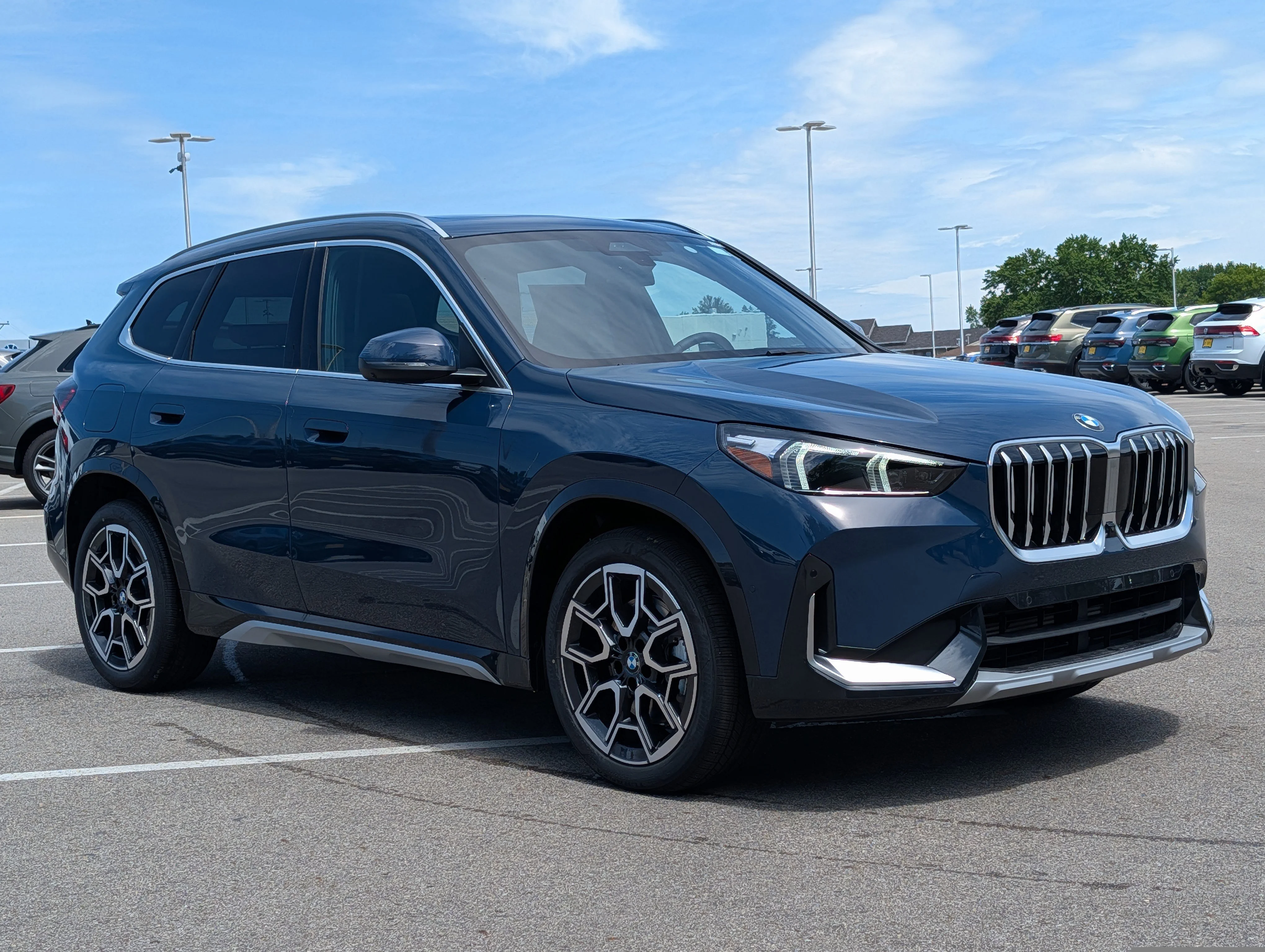 2026 BMW X1 xDrive28i's photo