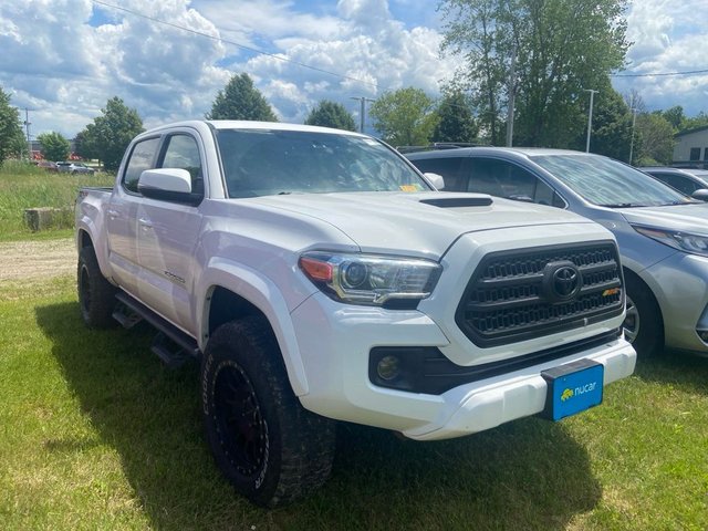 2017 Toyota Tacoma TRD Sport