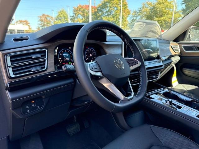 2026 Volkswagen Atlas SE Technology photo 3