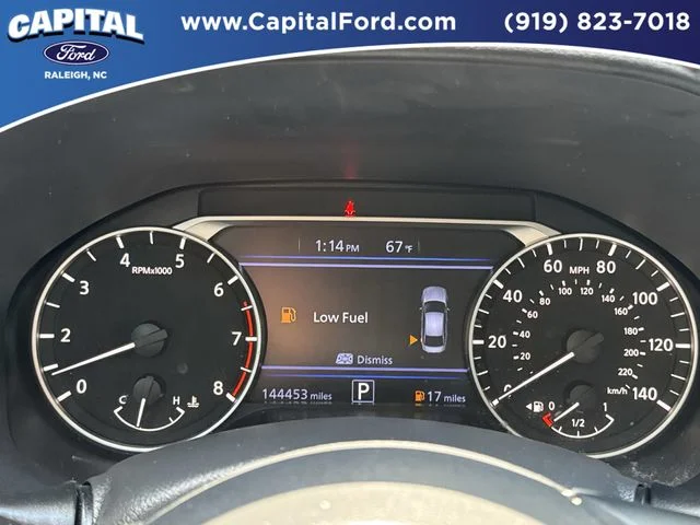 Used 2022 Black Nissan 2.5 SR image 25