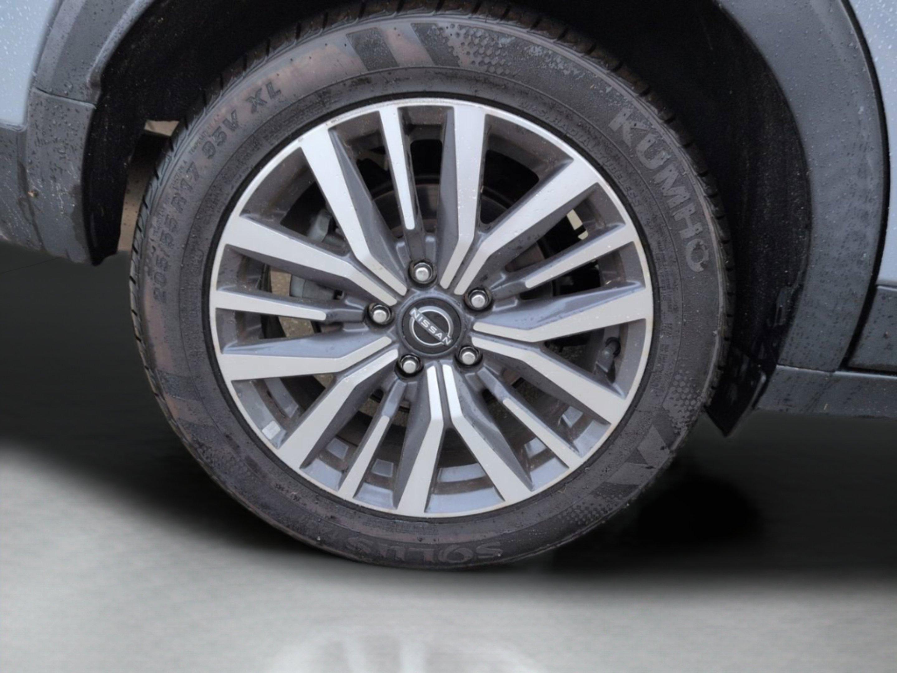 Used 2022 Boulder Gray Pearl Nissan SR image 24