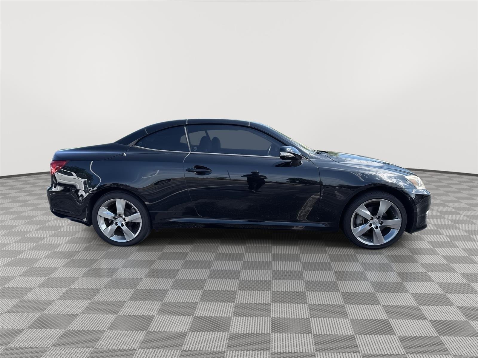 Used 2011 Obsidian Lexus Base image 15