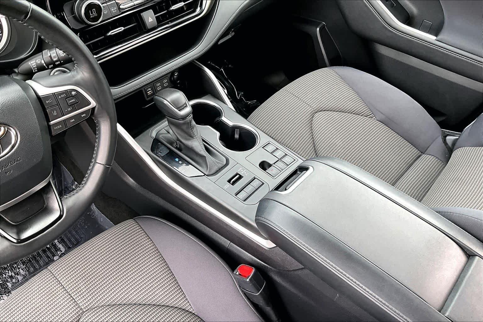 Used 2024 Celestial Silver Metallic Toyota LE image 17