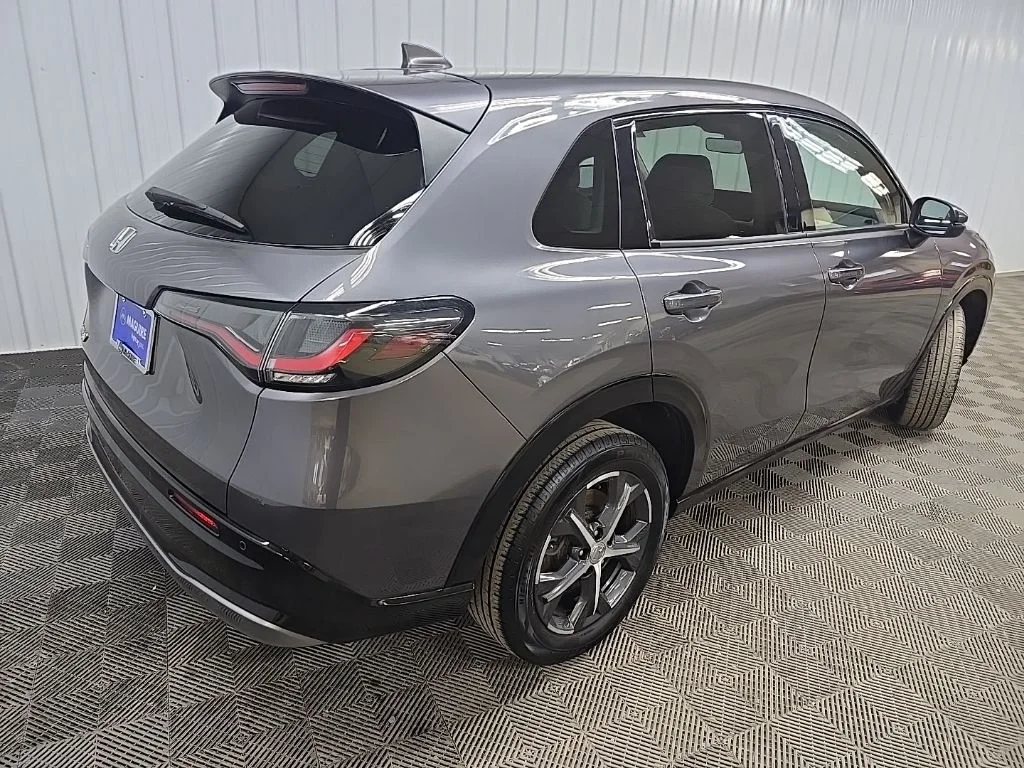 Used 2023 Gray Honda EX-L image 10
