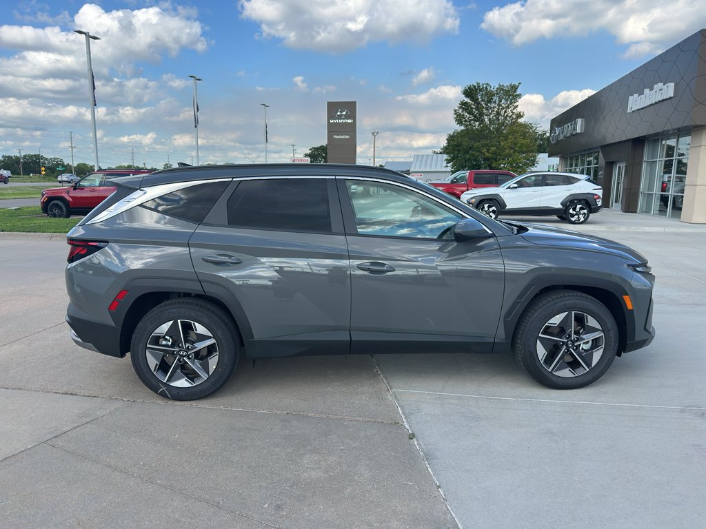 New 2026 Hampton Gray Hyundai SEL image 7