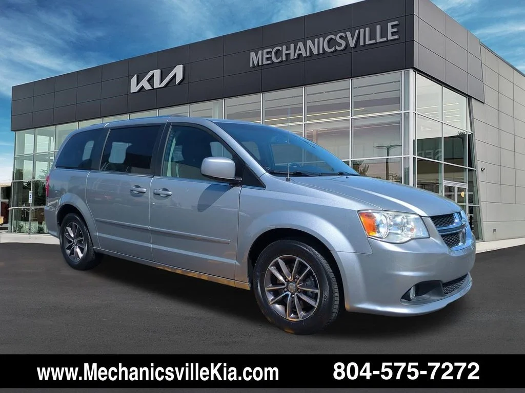 2017 Dodge Grand Caravan SXT's photo