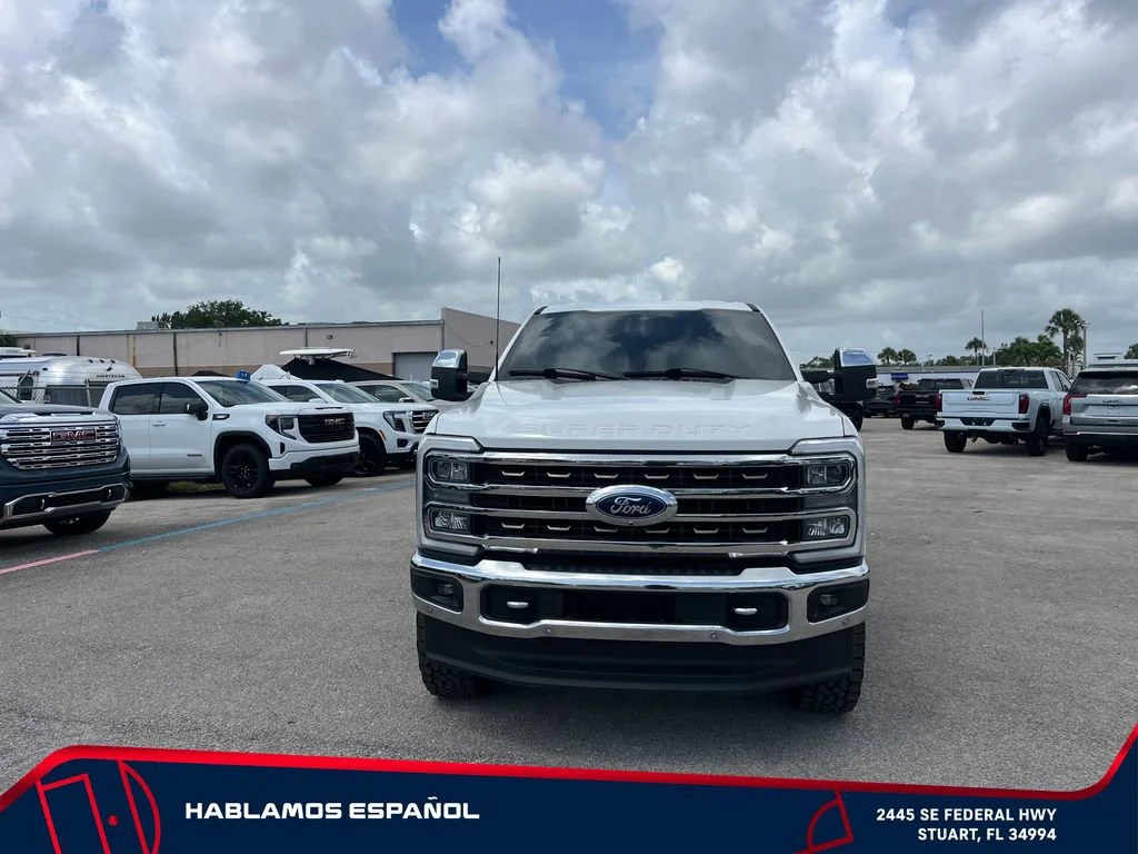 Used 2023 White Ford King Ranch image 2