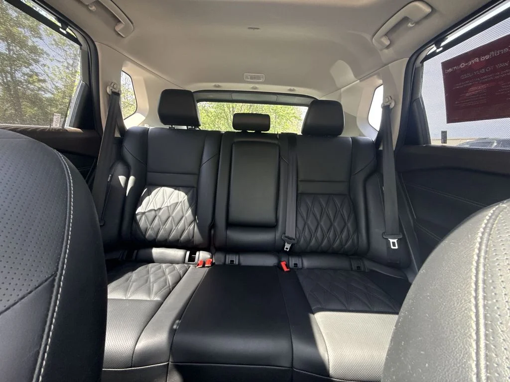 Used 2022 Orange Nissan Platinum image 22
