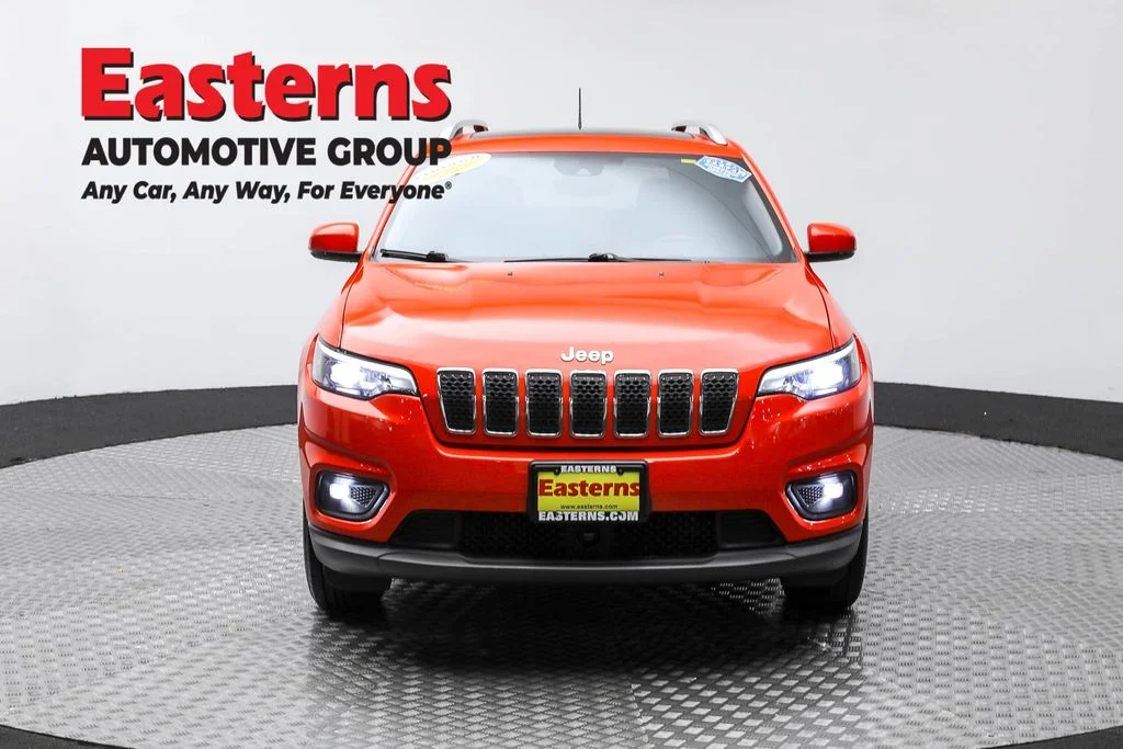 Used 2021 Orange Jeep Latitude Plus image 2