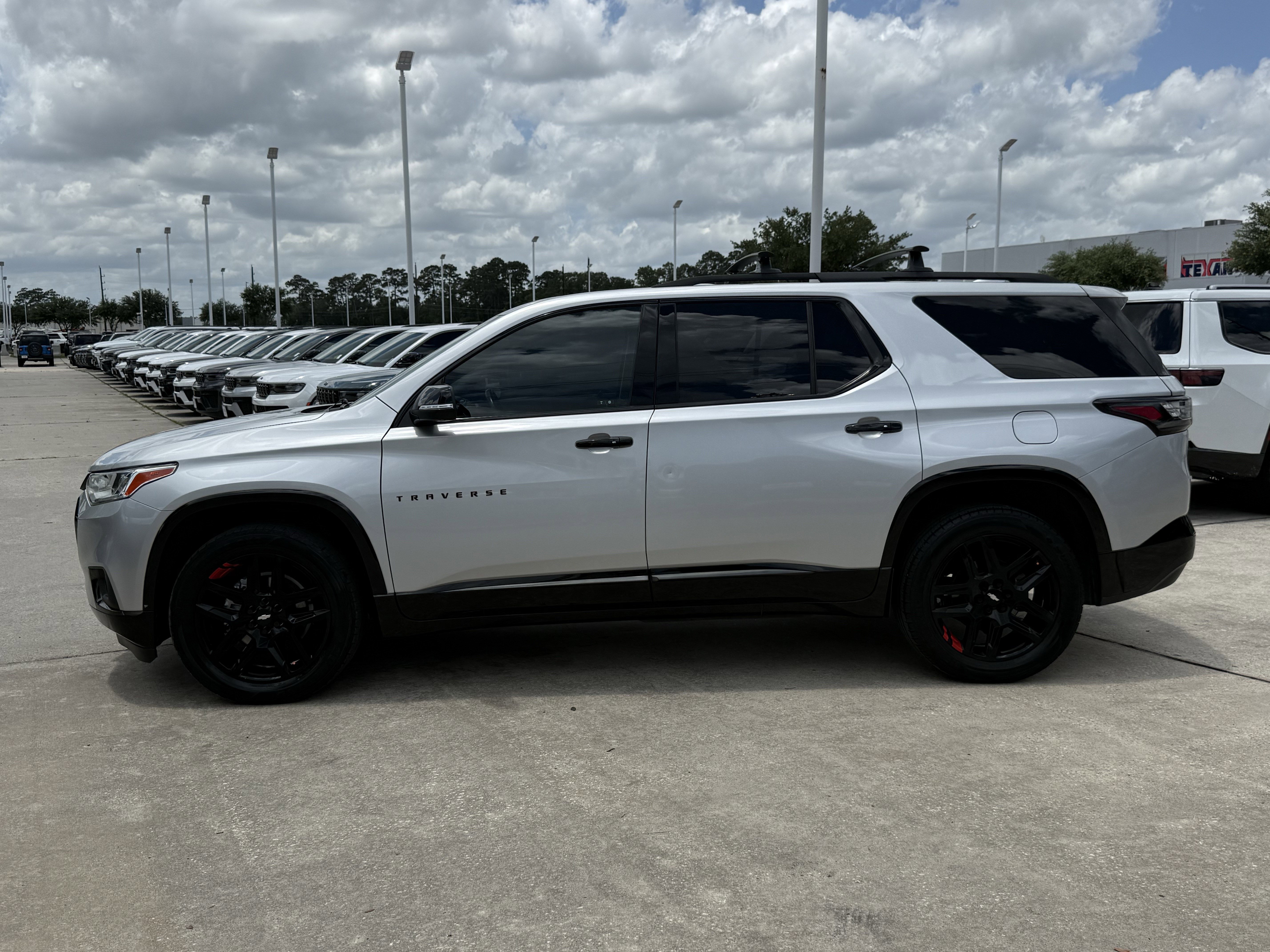 Used 2021 Silver Ice Metallic Chevrolet Premier image 7