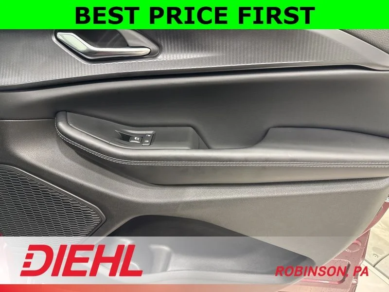 New 2026 Velvet Red Pearl-Coat Exterior Paint Jeep Laredo X image 15